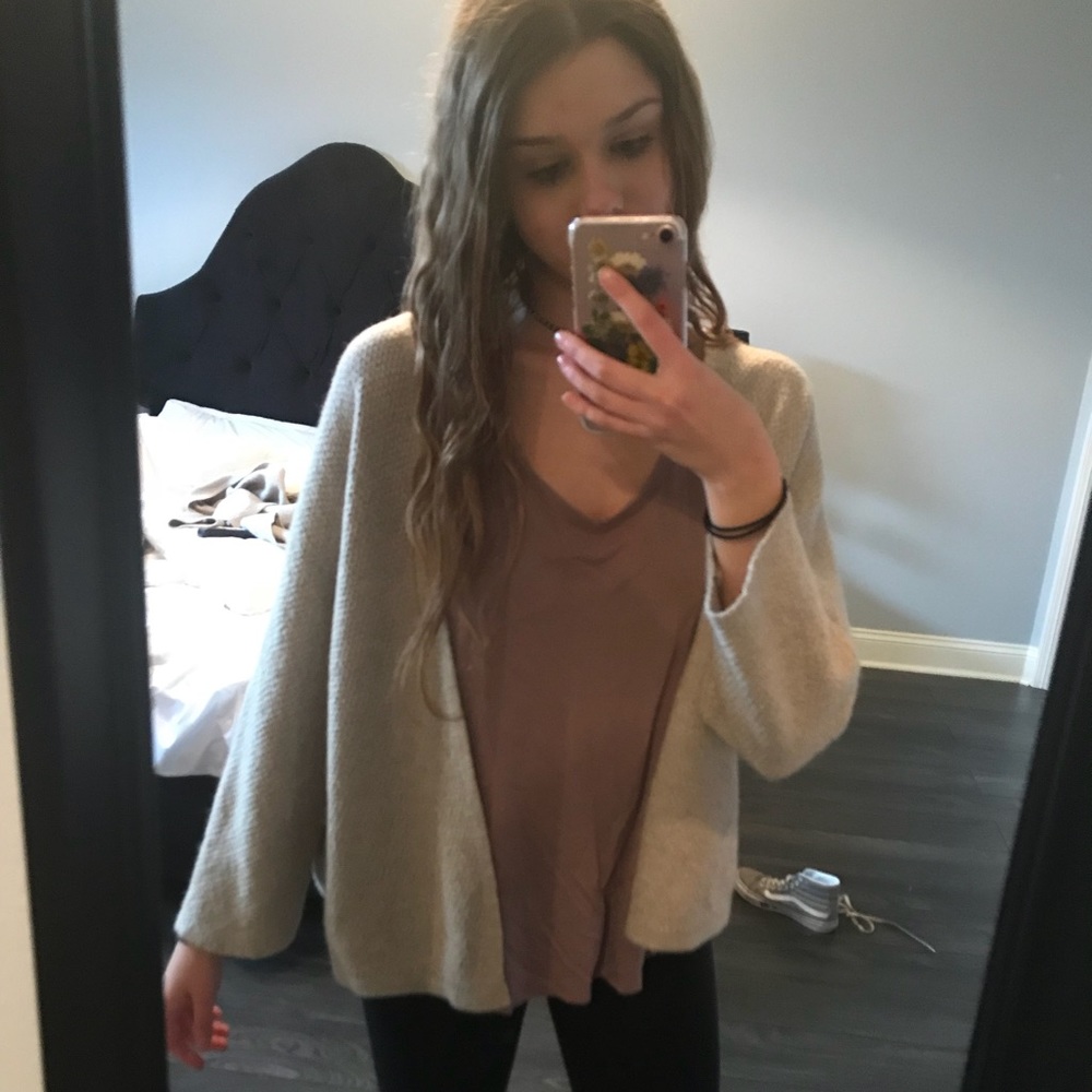 Brandy Melville Cardigan